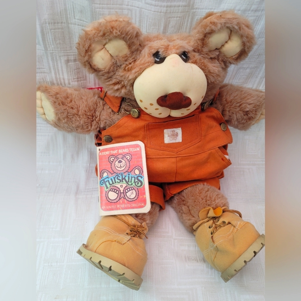 Adorable "Furskins Bear"